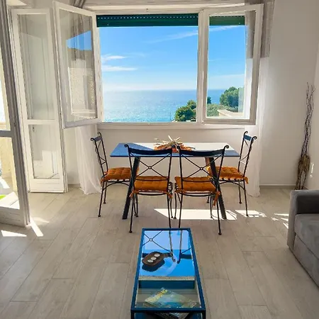 Finestra Nel Blu