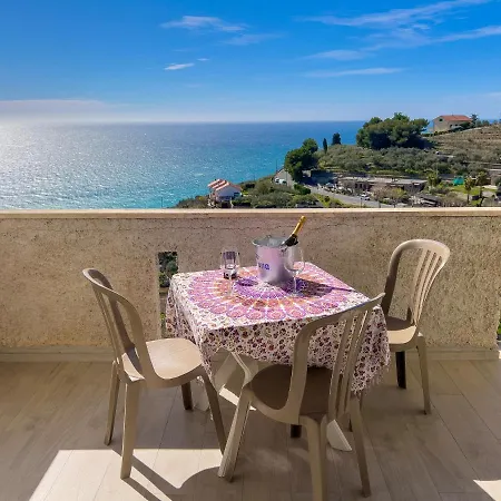 Apartman Finestra Nel Blu *